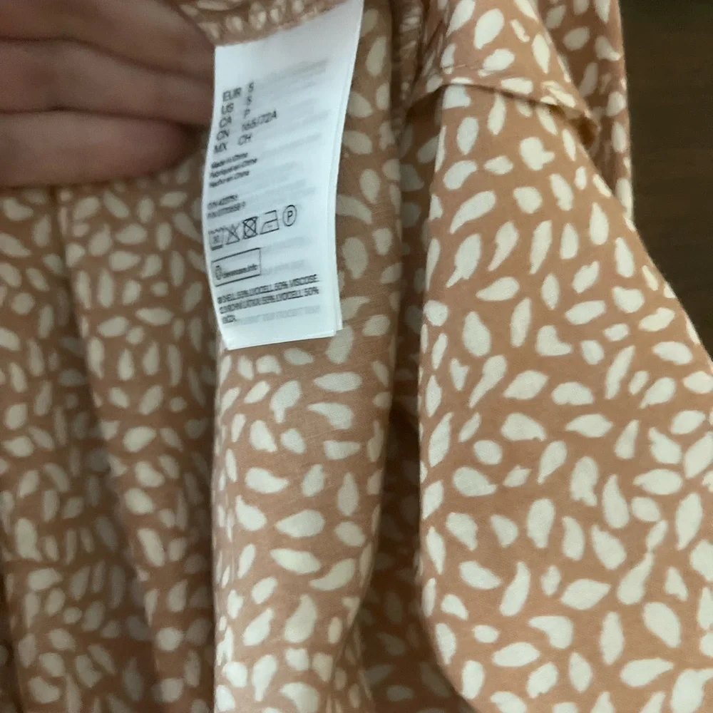 H&M set , top size 8, skirt size S - Picture 4 of 9